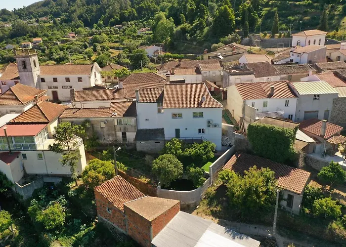 Hébergement de vacances Casa Da 'vo Micas Cardeal (Coimbra)